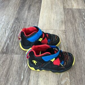 And1 High top runners size 5